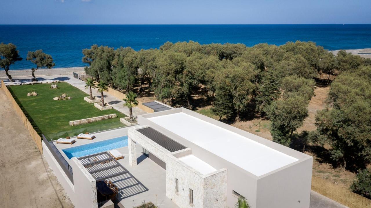 Artemis Seafront Villa, An Evanescence Sea Retreat, By Thinkvilla Ταυρωνίτης Εξωτερικό φωτογραφία