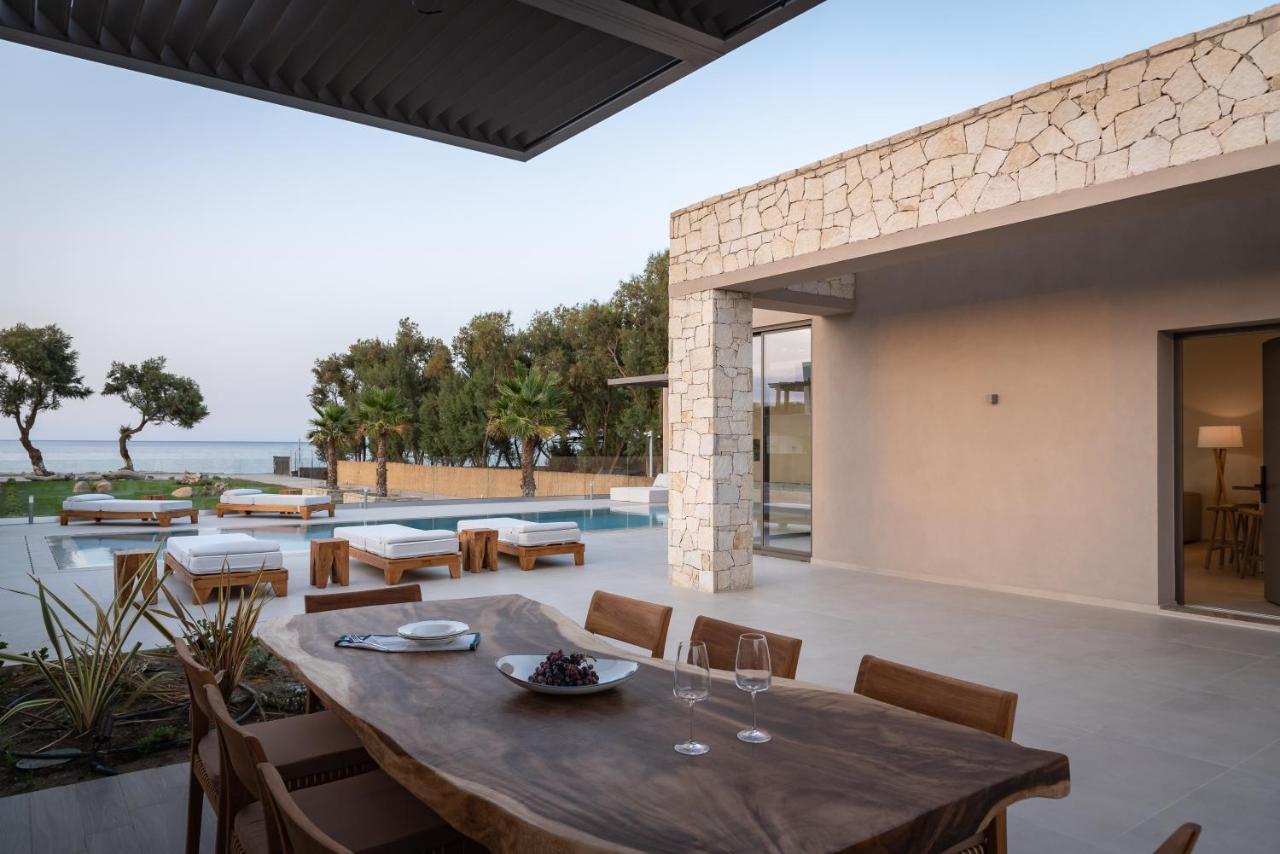 Artemis Seafront Villa, An Evanescence Sea Retreat, By Thinkvilla Ταυρωνίτης Εξωτερικό φωτογραφία