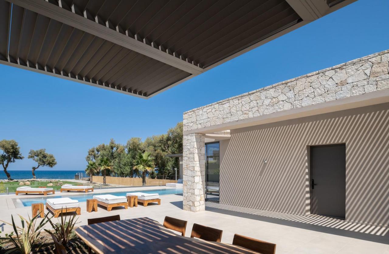 Artemis Seafront Villa, An Evanescence Sea Retreat, By Thinkvilla Ταυρωνίτης Εξωτερικό φωτογραφία