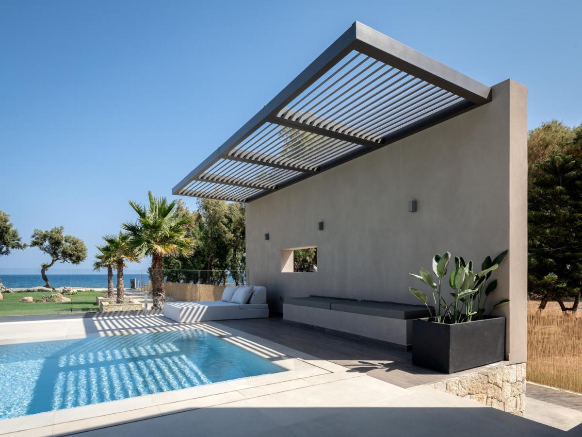 Artemis Seafront Villa, An Evanescence Sea Retreat, By Thinkvilla Ταυρωνίτης Εξωτερικό φωτογραφία