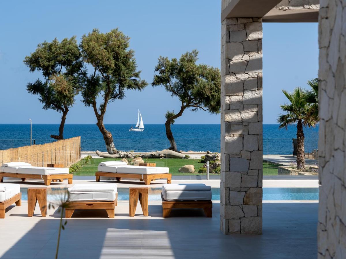 Artemis Seafront Villa, An Evanescence Sea Retreat, By Thinkvilla Ταυρωνίτης Εξωτερικό φωτογραφία