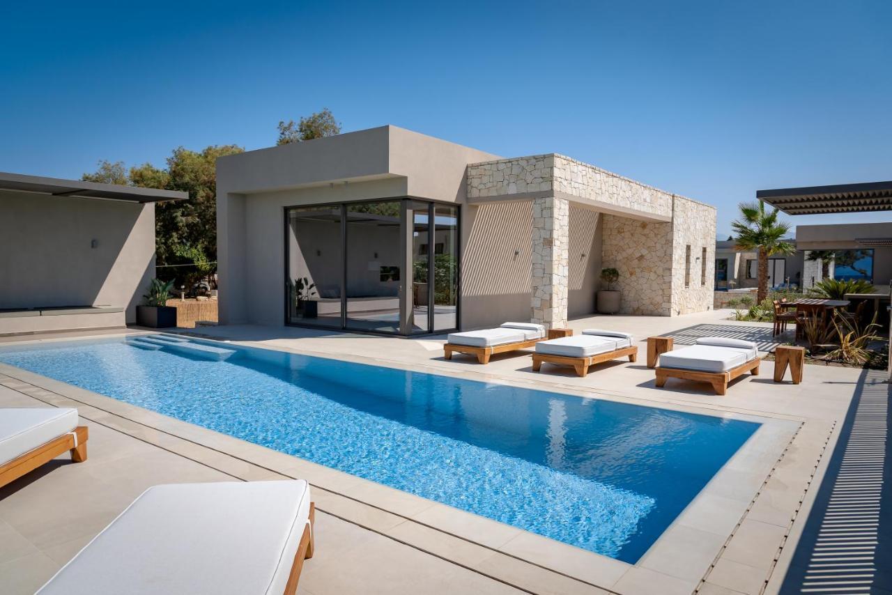 Artemis Seafront Villa, An Evanescence Sea Retreat, By Thinkvilla Ταυρωνίτης Εξωτερικό φωτογραφία